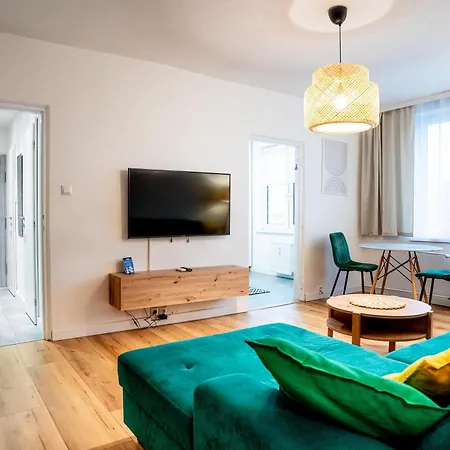 Family Old Town Apartmán *