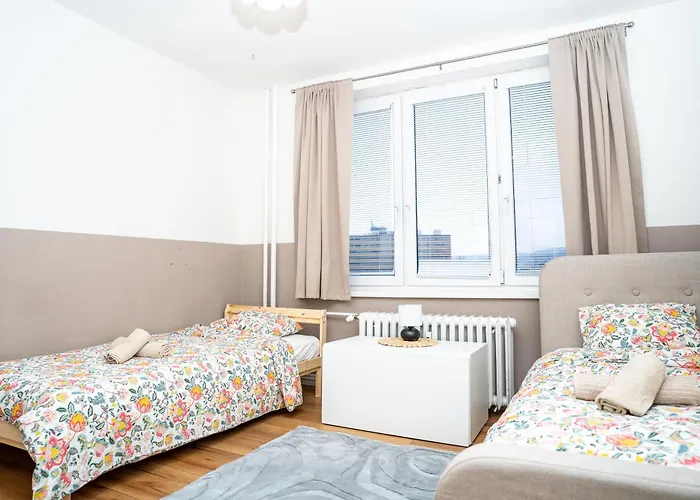 Family Old Town Apartment